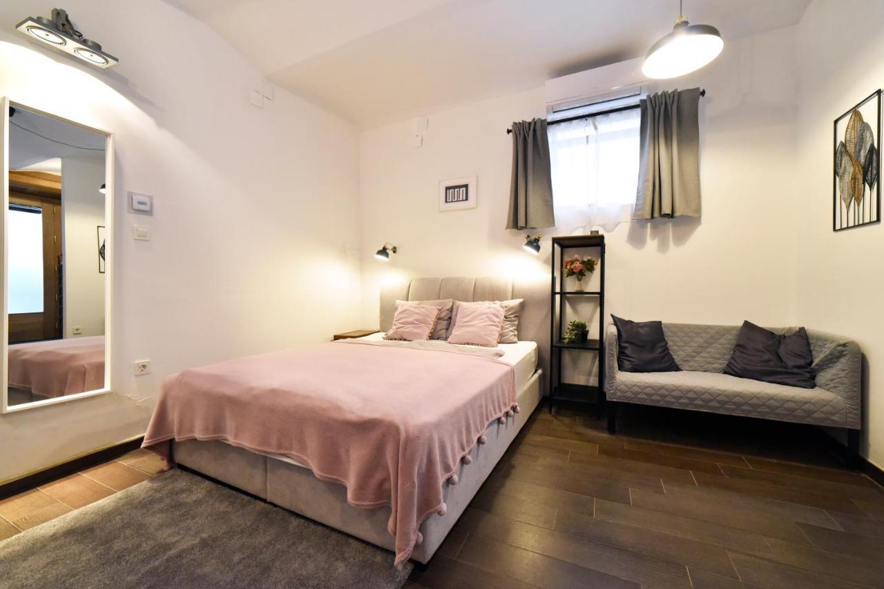 Manuela Varsavska Studio Apartments Zagabria Esterno foto