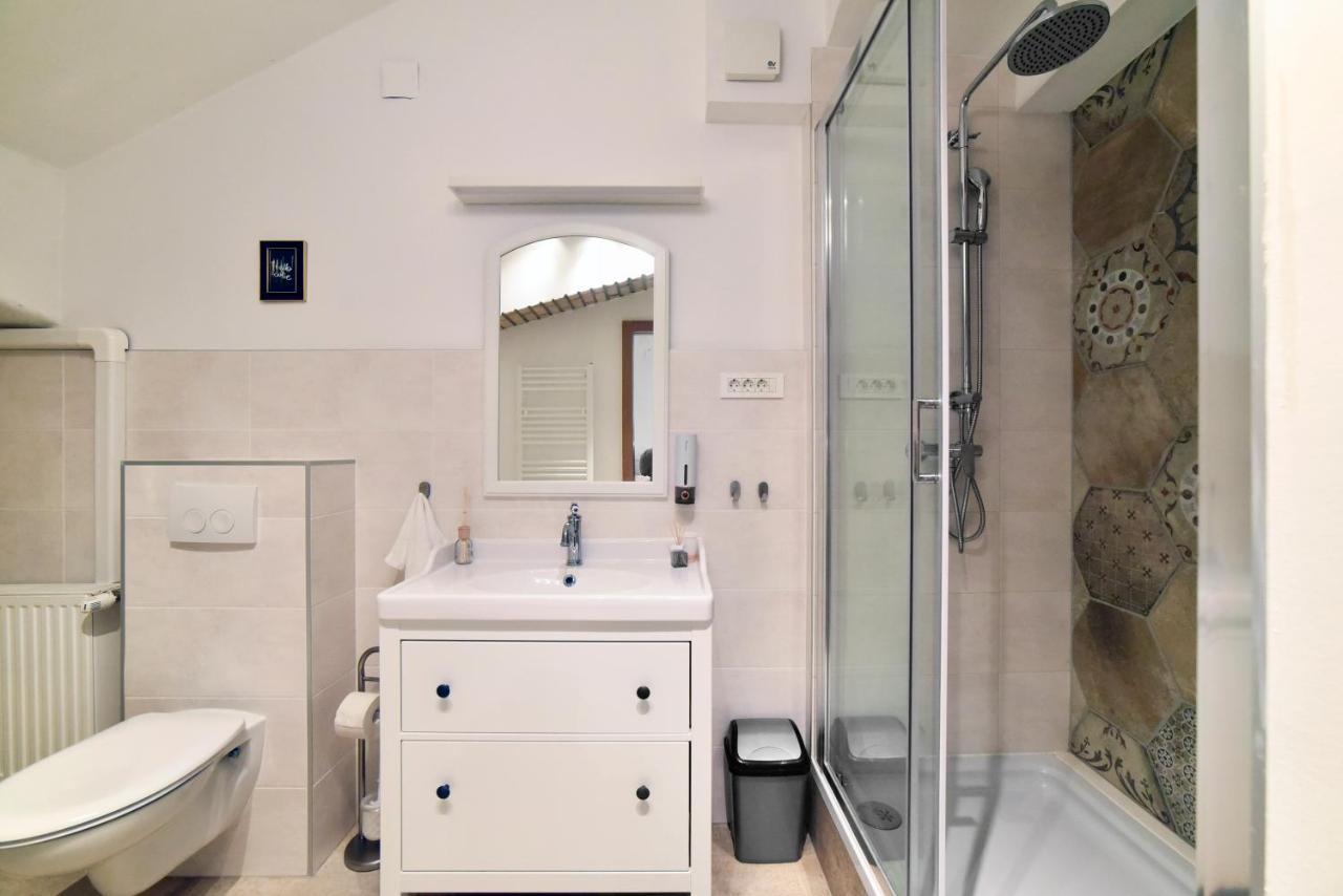 Manuela Varsavska Studio Apartments Zagabria Esterno foto