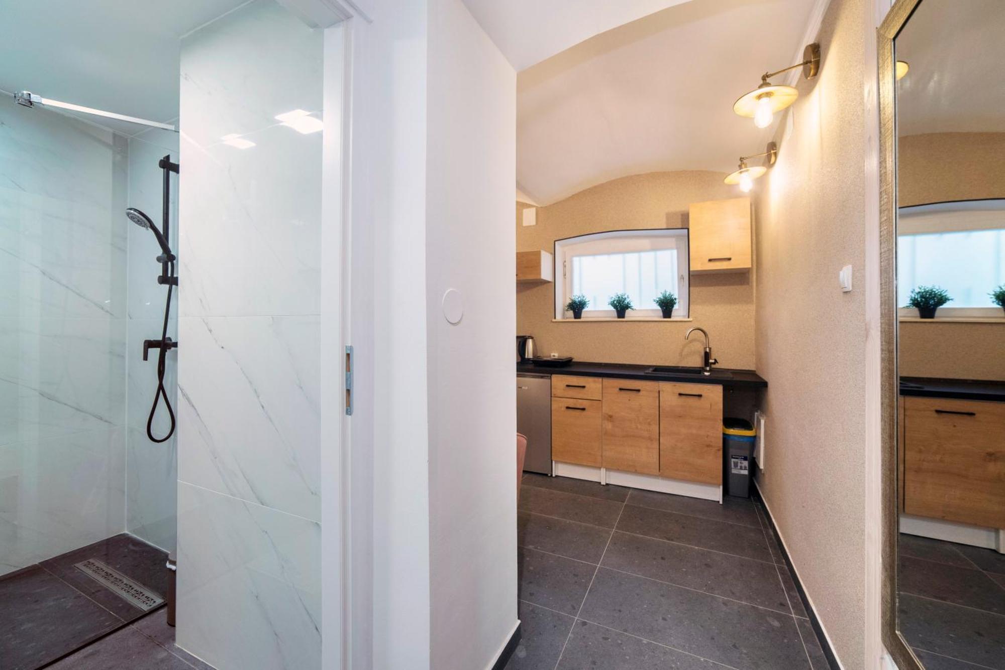 Manuela Varsavska Studio Apartments Zagabria Esterno foto
